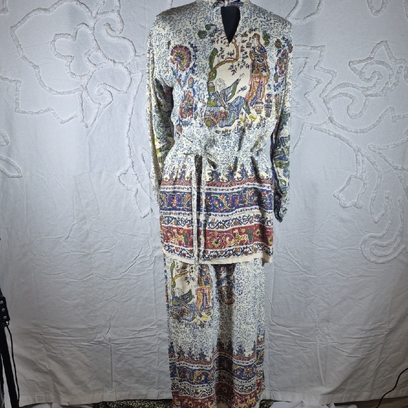 VINTAGE Middle Eastern Set - Picture 1 of 13